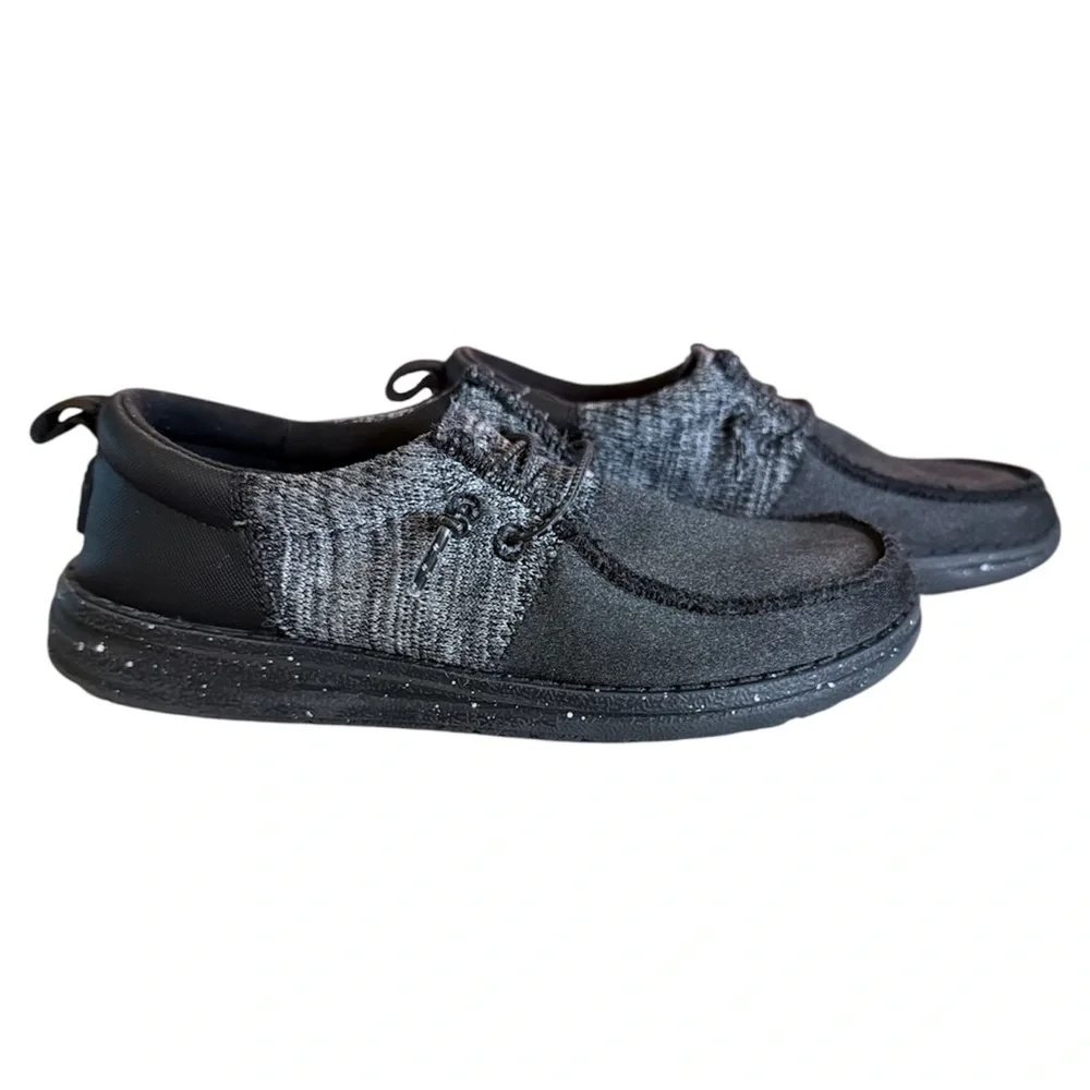 HEYDUDE Black Wally Youth Tri Nightfall Casual Slip-On Shoes – Size Y3